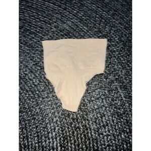 Skims sculpting thong size S - Size small Skims Shapewear